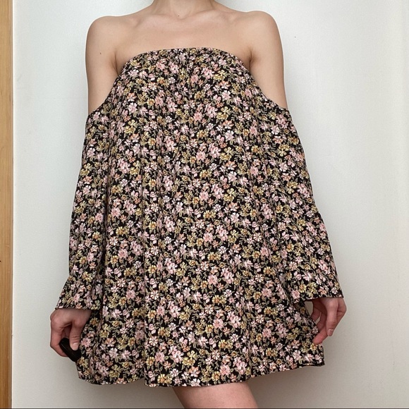 SOLD - Boho Floral Mini Dress - Picture 3 of 9